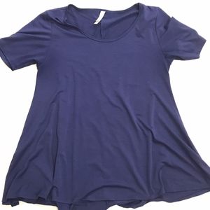 LuLaRoe Perfect Tee, Medium